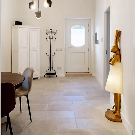 Apartment Le Finestre Su D'este